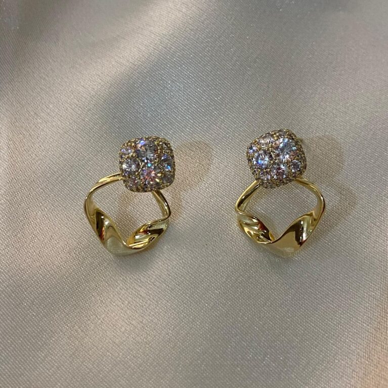 Boucles d’Oreilles Zircon Cubique Pavé – Style Luxe